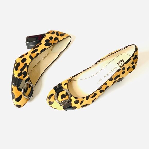 Anne Klein 'Fielding' Cheetah Print Leather Round Toe Heels - Picture 1 of 14